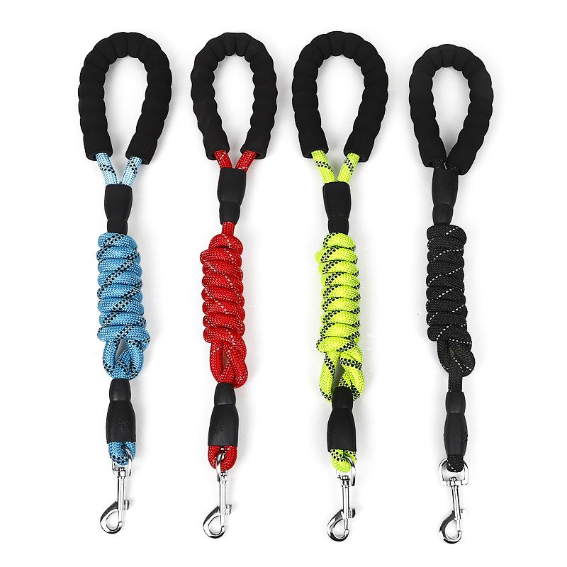 

EVA reflective silk round belt with dog leash, chest and back clothing with extended pet traction 1.2*150cm