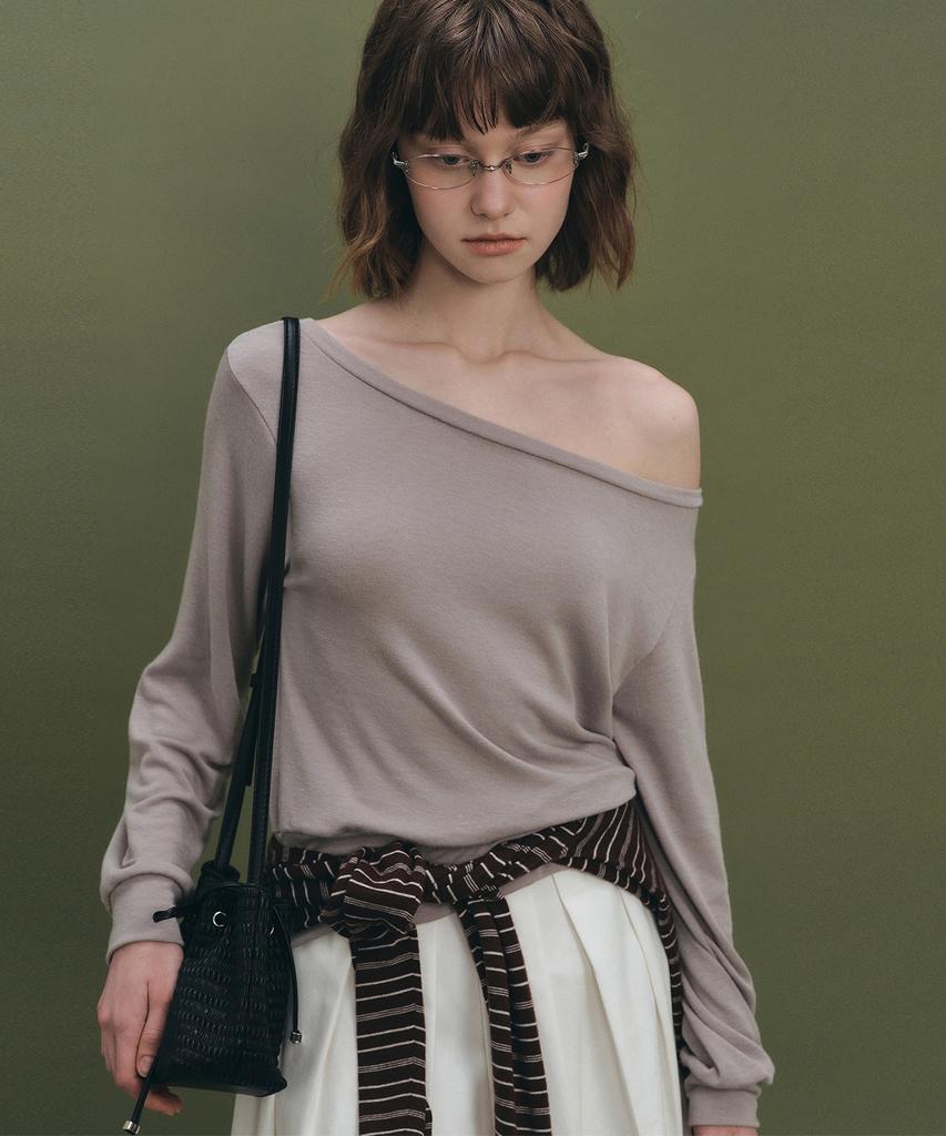LOEIL One-Shoulder Off-Shirt - Light Khaki