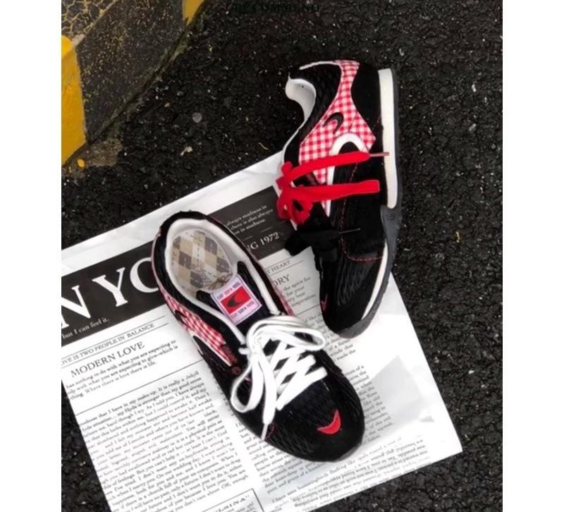 Retro Women's New Summer Mesh Breathable Outdoor Sports and Leisure Shoes Versatile Fishing Net Shoes