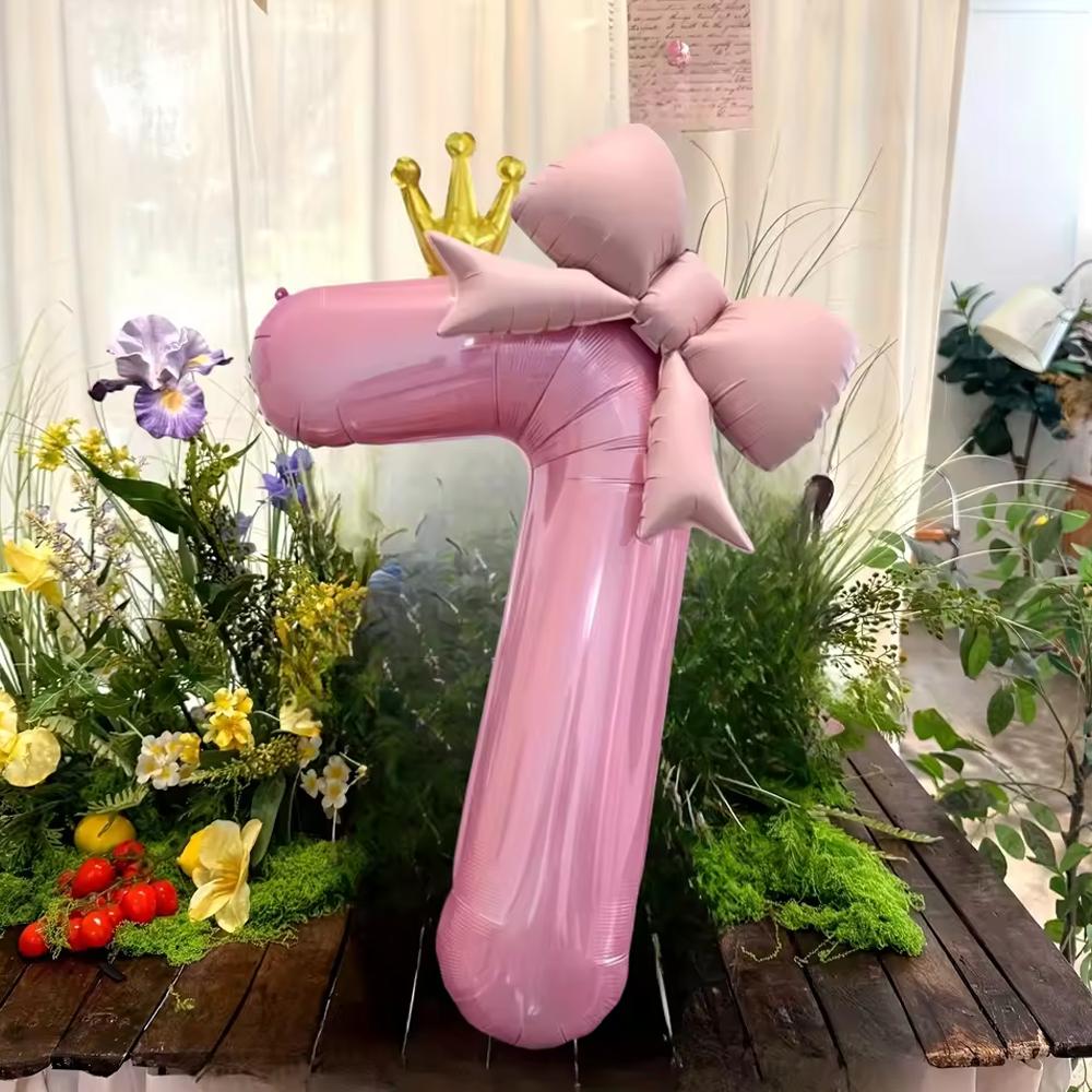 Pink Crown-Shaped Number Balloons And Pink Bow-Shaped Foil Balloons, for Decorating Birthday Parties, Anniversaries Celebrations