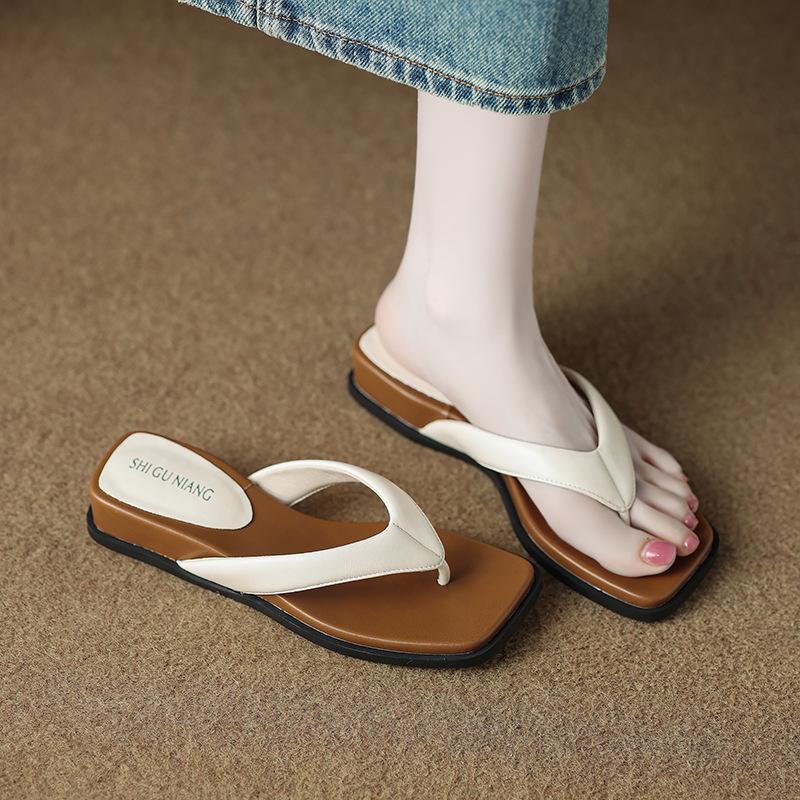 Schafsleder Version 529-3 ausländischer Stil halbschleppend Damenoberbekleidung 2025 Sommer neue beliebte Flip-Flops Strandsandalen