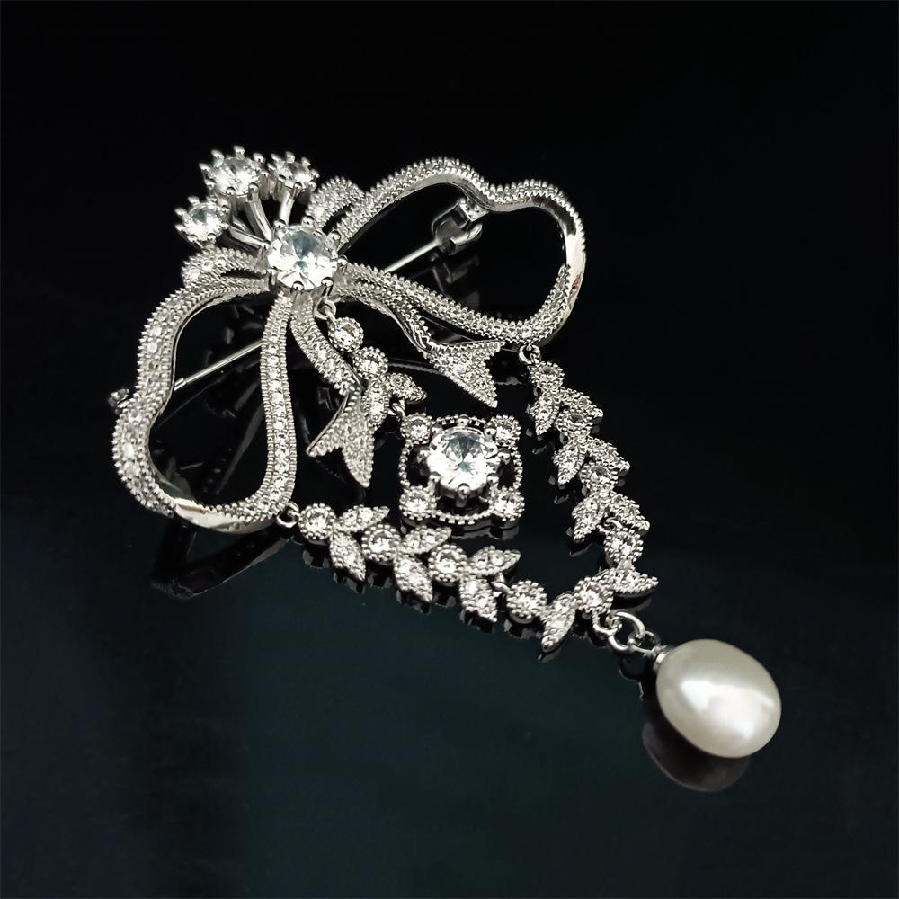 

Винтажные Дворцовые Роскошные Кристальные Сплавные Жемчужные Подвески Значки Булавки Для Женщин Элегантные Классические Платье Одежда Бант Броши Корсаж