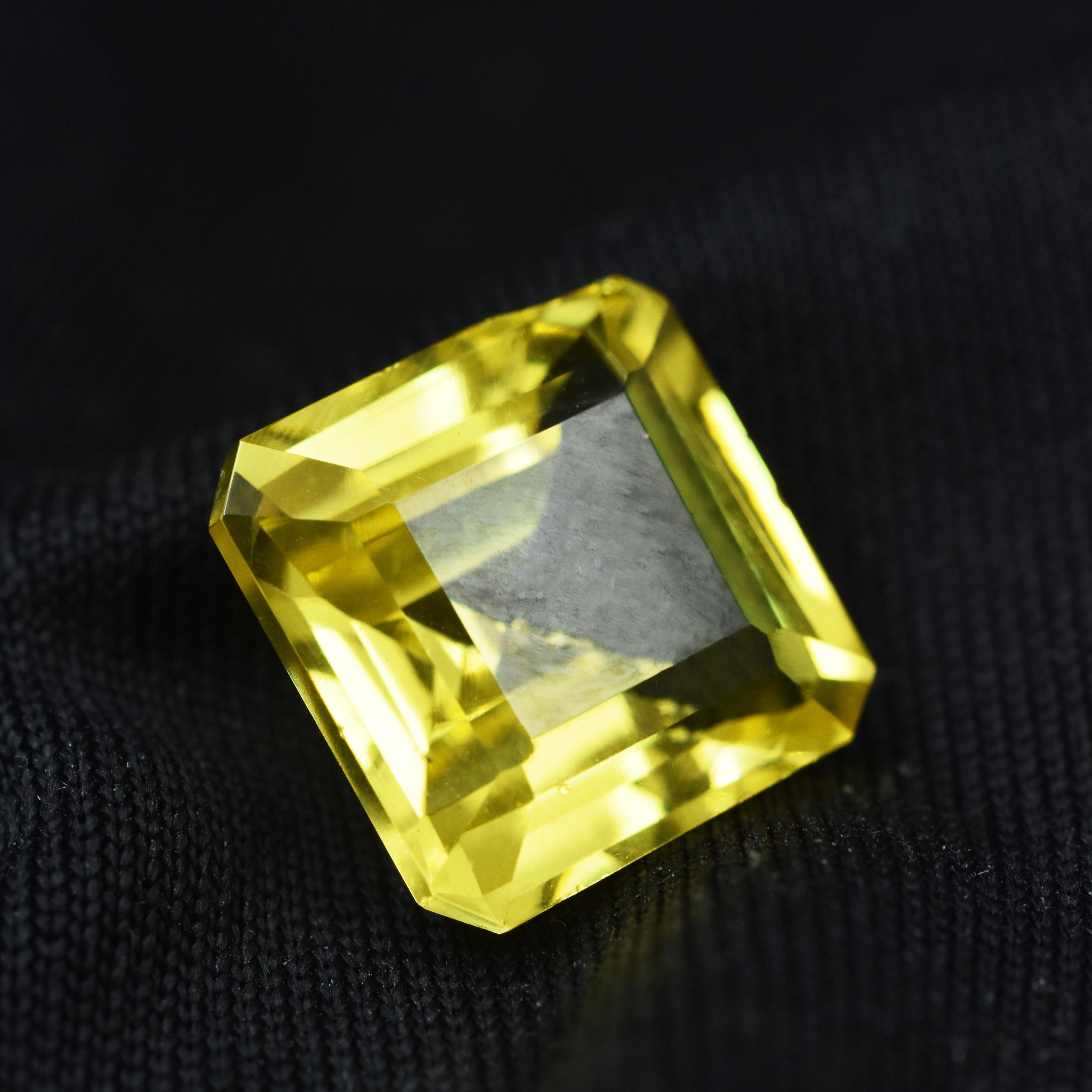 

Natural Square Cut 9.30 Carat Yellow Sapphire Stone Loose Gemstone CERTIFIED AR-1514 10.8 mm approx жовтий