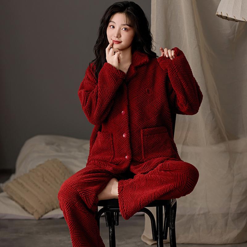 Can Be Worn Outside Coral Velvet Pajamas Women's Winter Two-piece Set Thickened Fleece Flannel Loose Large Size Warm Loungewear