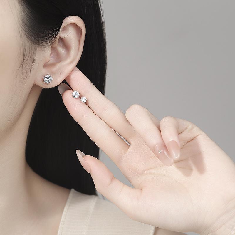 Crown Threaded Earrings Women'S Silver Temperament Simple Black Single Diamond Personalized Men'S Screw Bone Earrings