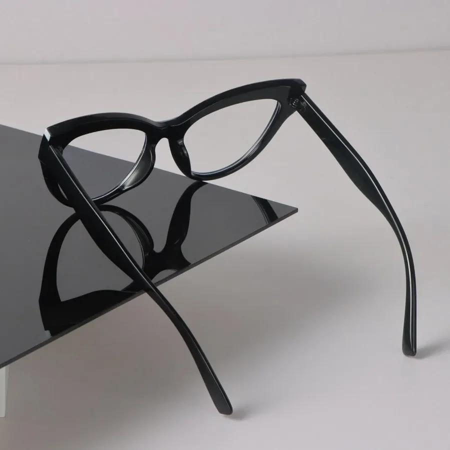 Trendy Cat Eye Frame Eyeglass Women Men Minimalist Transparent Glasses Retro Clear Lens Frame Glasses Oculos