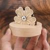 1pc flower shape thread cutter, hand sewing thread & yarn cutting tool, wool yarn cutting wooden frame, DIY sewing craft tool