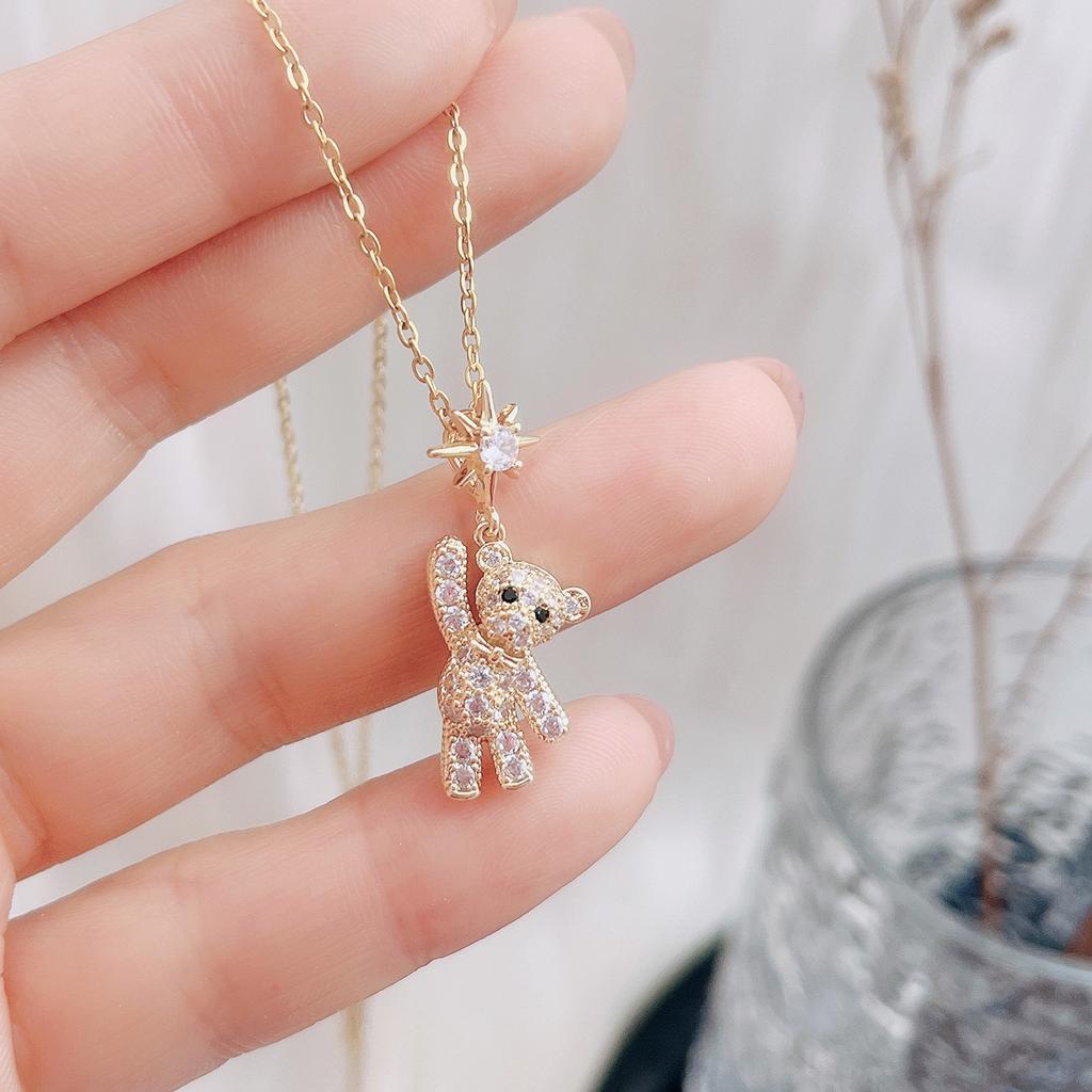 New Fashion Sparkly Cute Bear Pendant Necklaces for Women Trendy Exquisite Clavicle Chain Jewerly Girls Birthday Gift