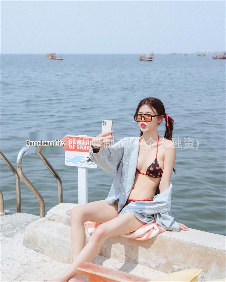 Plavky ve stylu thajských blogerek s třešňovým potiskem: Sexy dámské bikiny pro malá prsa