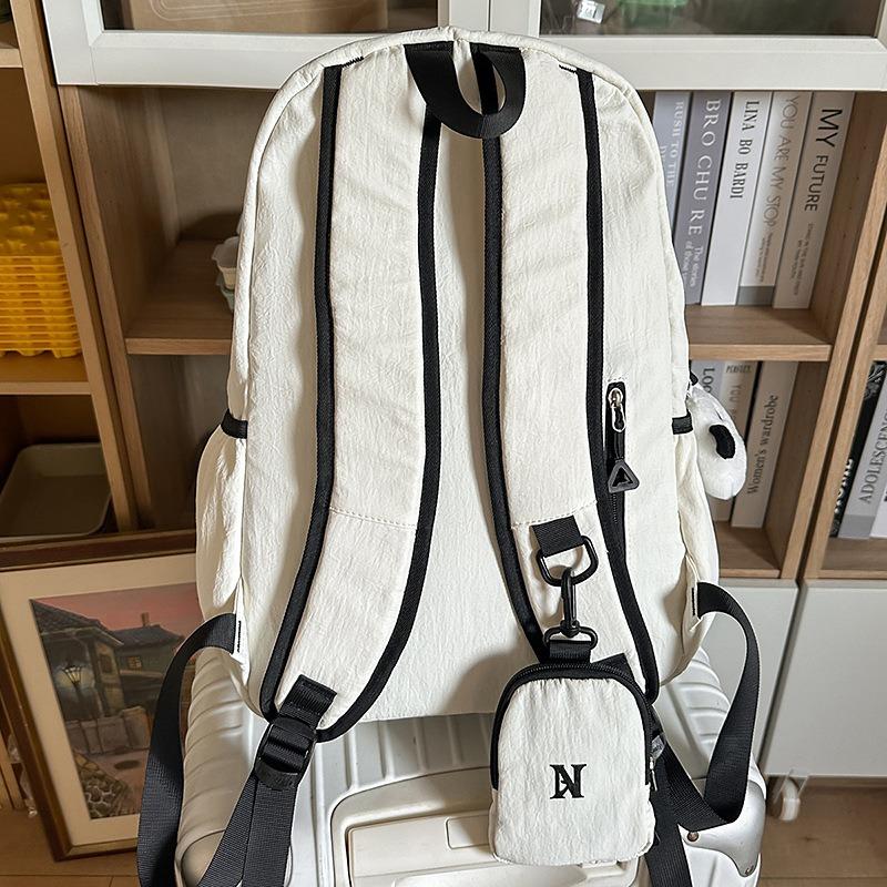 The New Schoolbag Is High-value, Fresh and Sweet, Candy-colored Backpack, Lightweight and Large-capacity Backpack for Junior High School Students.