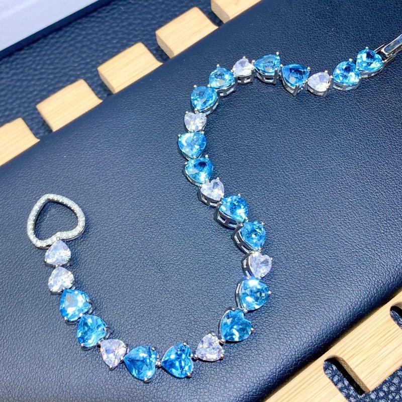 Imitation Natural for Swiss Blue Topaz Bracelet Luxurious Heart Bracelet Fashion Jewelry Gift for Women Girls