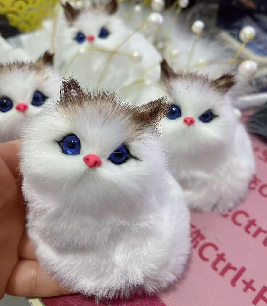 Realistická mňoukající plyšová kočka pro děti a domácí dekoraci