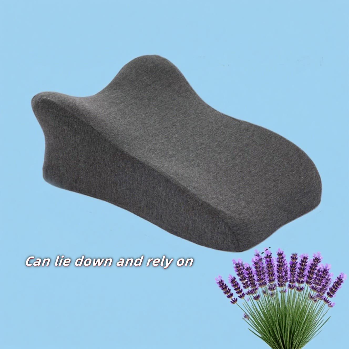 

Играя в игры, используя подушки для поддержки ног, используя подушки для снижения давления, беременные женщины могут поднимать ноги и использовать подставку для ног. темно-серого