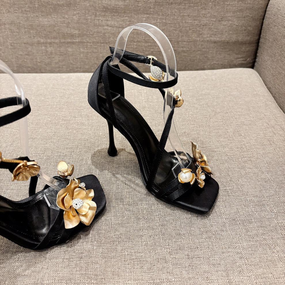 2024 Sommer Stiletto Knöchelriemen Metallblumen Sandalen