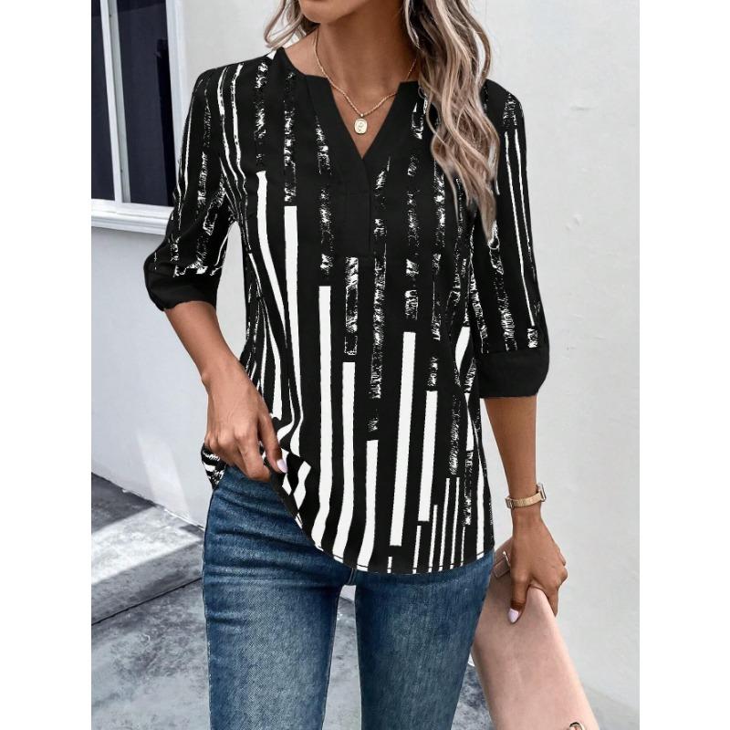 Women's Summer T-shirt Double Patchwork Color Clash Positioning Flower Shirt Short Sleeve Top