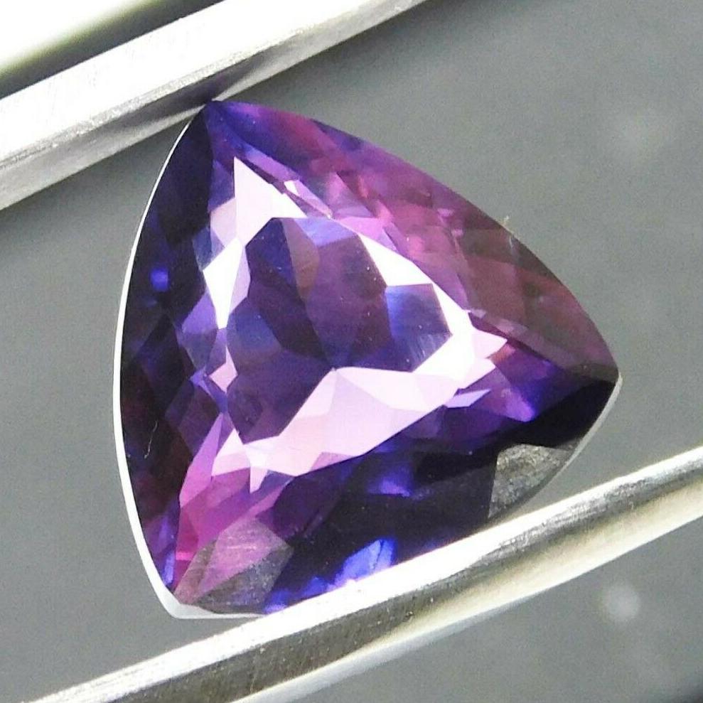 Natural Purple Tanzanite Loose Gemstone 4.80 Ct Blue Trillion Cut for Jewelry Making and Crafts