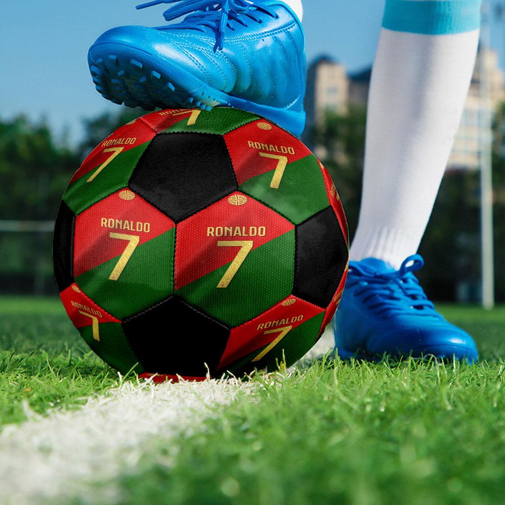 1pc Cristiano Ronaldo Soccer Ball Size 5 Indoor Soccer Ball Fashion Colorful Backyard Game - Great For Sports Fans Gift HE20