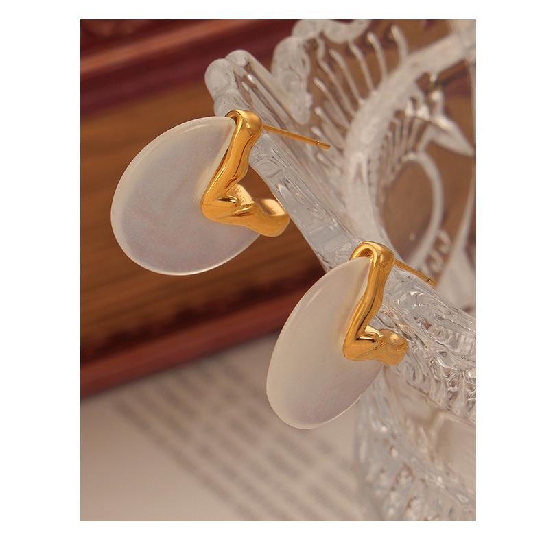 18K Gold-Plated Exaggerated White Resin Fan-Shaped Stud Earrings with European & American Style for Women