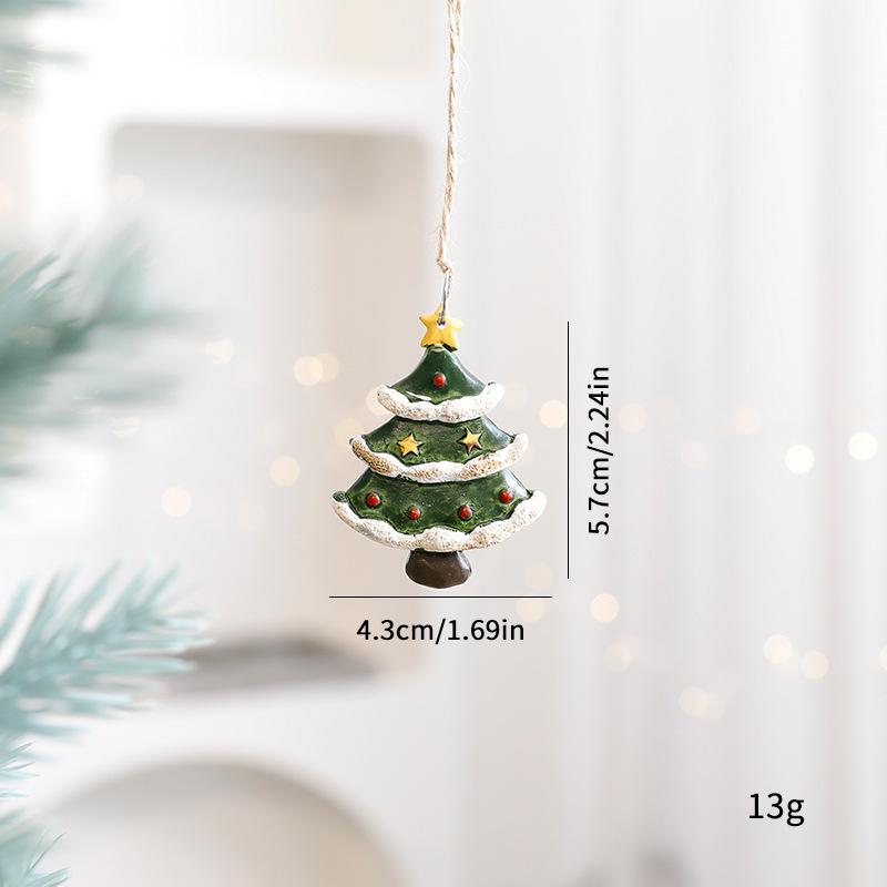 Christmas Decorative Pendants and Ornaments Christmas Tree Vintage Pendants and Ornaments Arrangement