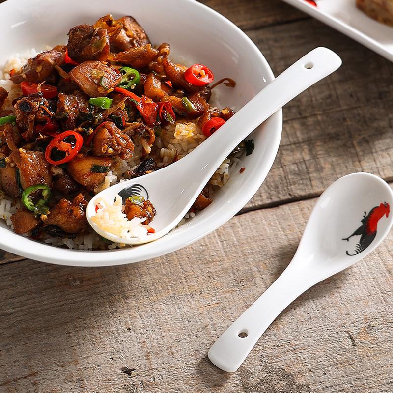 Retro Rooster Ceramic Dish - Vintage Han Dynasty Style for Snacks, Sauces & Seasoning, Ideal for Home, Hotel & Restaurant Use.