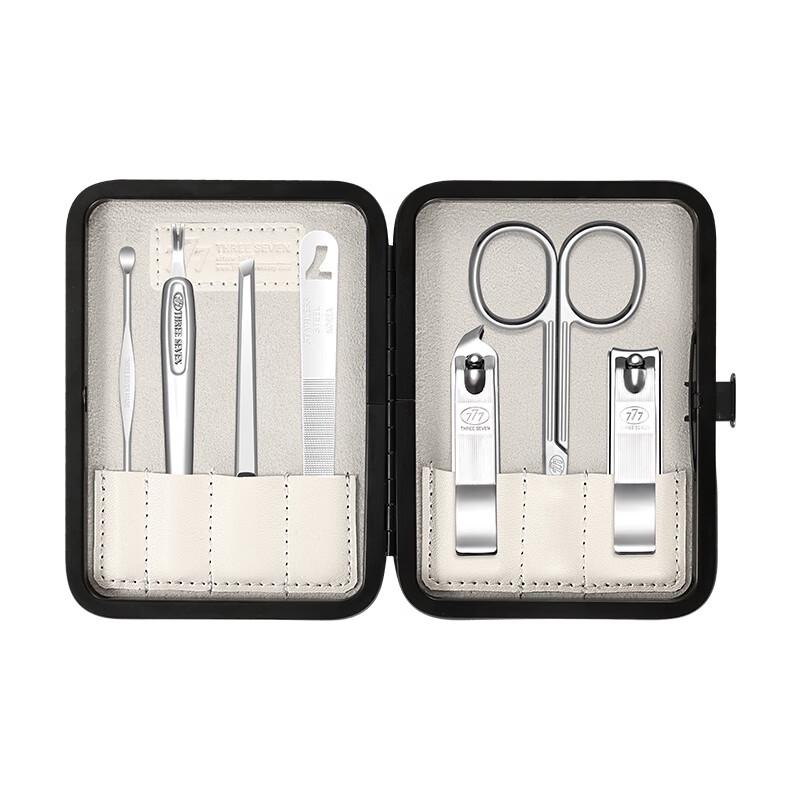 

777 7-Piece Manicure Set
