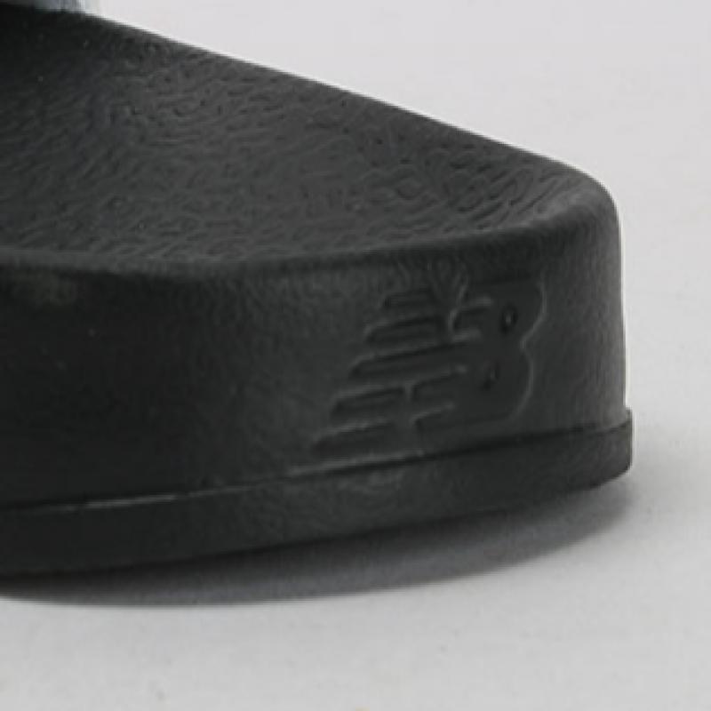 New Balance Unisex Slipper Indoor Shoes White Black Suf050w2