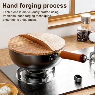 Traditional Wok Pot Hand-Forged Cast Iron Pot Big Belly Frying Pan for Stir-Fry Soup Unique Iron