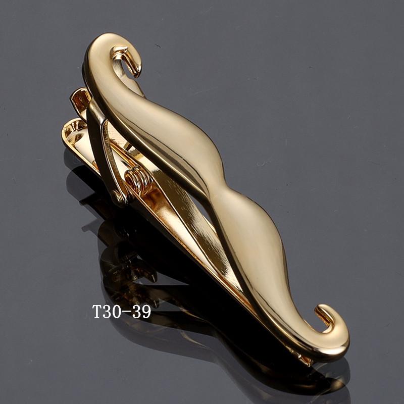 Herren Krawattennadel Kollektion: Goldene Brille, Schlüssel, Anker, Blätter, Schnurrbart, AK, Saxophon, Angelhaken, Pfeife, Kugel, Kragenclips