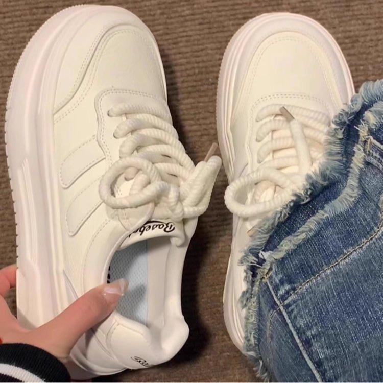

High-value thick-soled white shoes for women s 2025 new spring campus versatile sports and leisure shoes, heightening board shoes for women 40