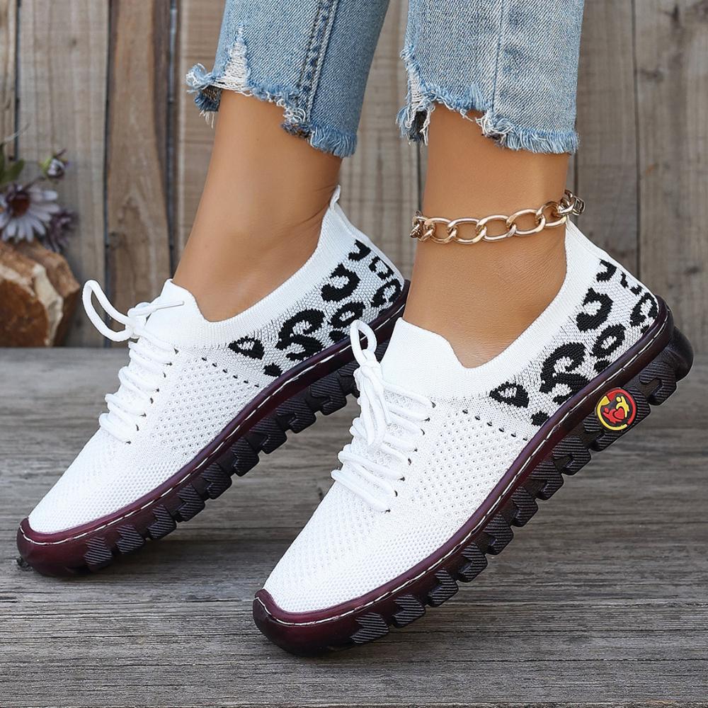 Sneakers Women Breathable Mesh Casual Mom Shoes Women Lightweight Non Slip Knitted Flats Woman Comfortable Running Sports Shoes