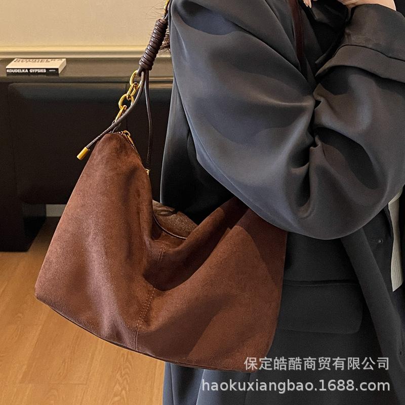 Retro Bag Women's Large Capacity 2025 New Autumn and Winter Versatile Messenger Bag Casual Shoulder Underarm Commuter Tote Bag