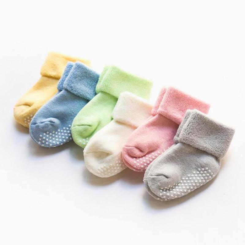 2 Paar Neue dicke Baby-Kleinkind-Socken für Herbst und Winter Baumwolle rutschfest Baby-Boden-Fußsocken
