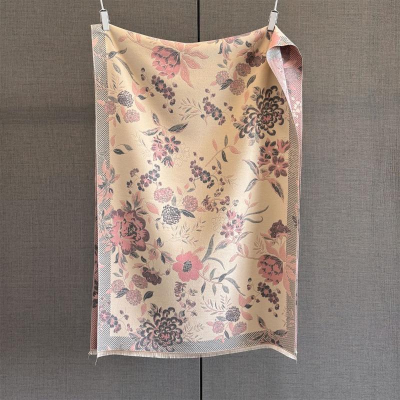 Autumn and Winter New Retro Flower Jacquard Scarf Women's Imitation Cashmere Temperament Warm Shawl with Neck Scarf