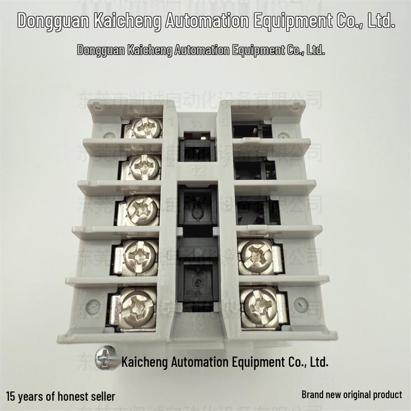 Omron E5CSL-RP Digital Temperature Controller, 48x48mm, AC100-240V