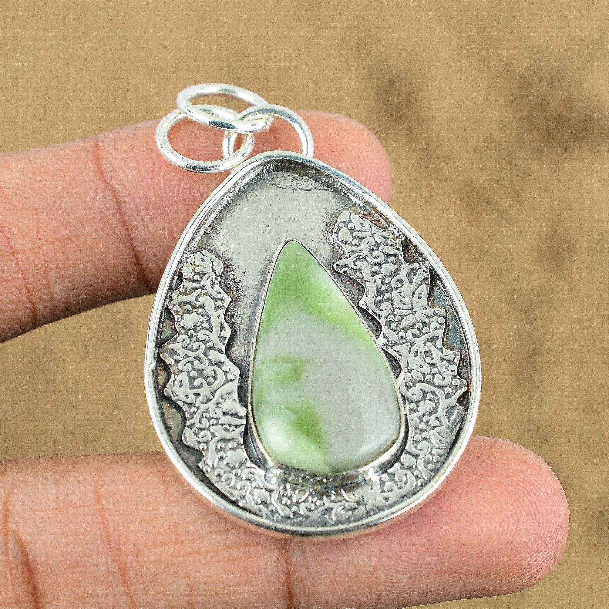 

Natural Green Aventurine Gemstone Pendant 925 Sterling Silver Jewelry For Girls