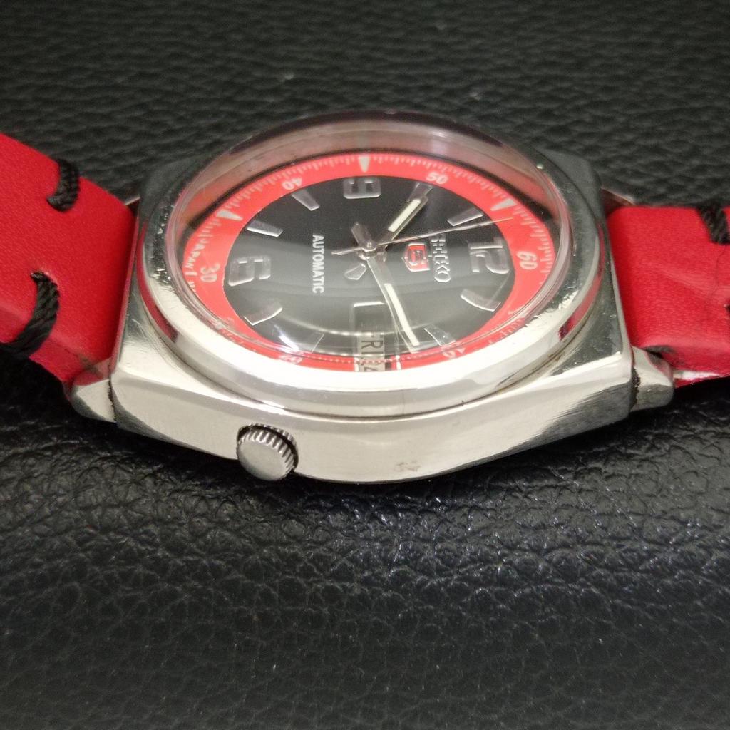 USED VINTAGE SEIKO 5 AUTOMATIC 7009A JAPAN MENS BLACK COLOR DIAL WATCH A433427-2 R116-a433427