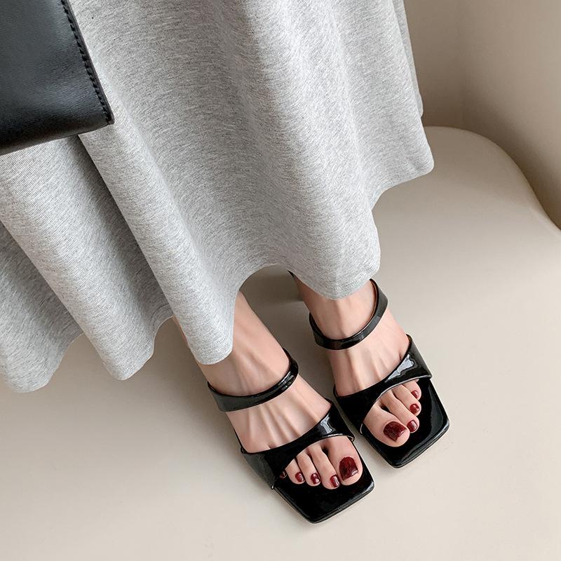 2025 New Square Head with Nude Sandals for Women, Summer Thick Heels, Open Toes, Cool Slippers, Black High Heels for Women