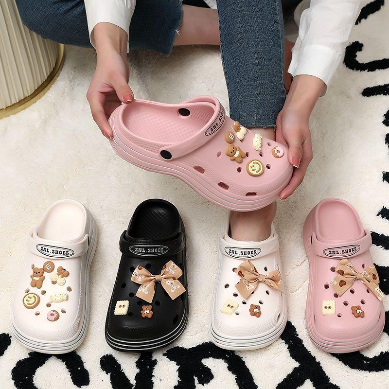 2 in 1 Sandalen und Hausschuhe zum Tragen nach außen Damen-Haushalts-Anti-Rutsch-Sandalen mit dicker Sohle und umwickelter Zehenpartie Sommer-Damen-Lochschuhe