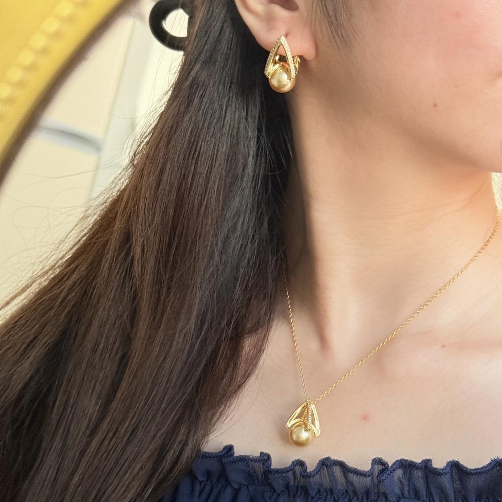 Light Luxury Exquisite Sweet Compact Pearl Ring Necklace Earrings Gold Jewelry Three-Piece Set