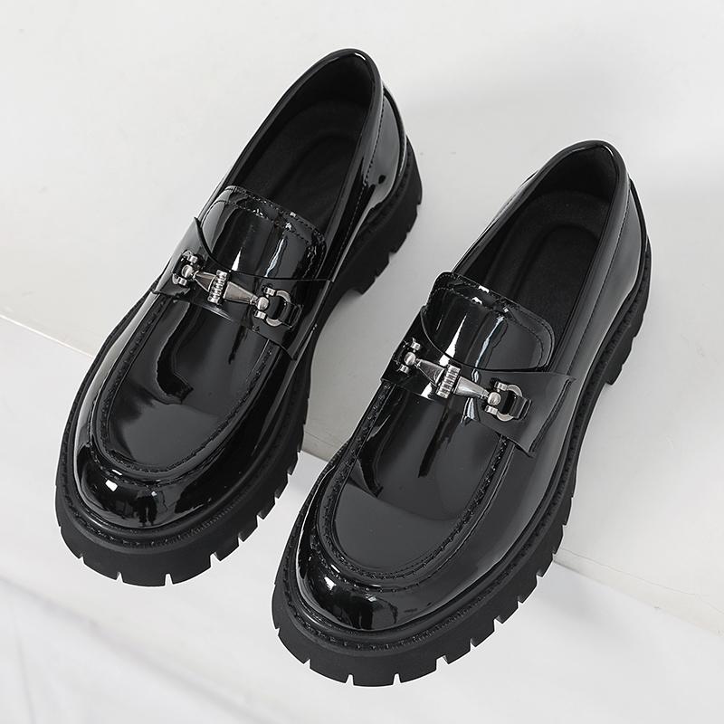 British Style Metal Buckle Loafers Men Thick-soled Wedding Shoes New Formal Business Comfort Shoes Slip-on Leather Casual Shoes
