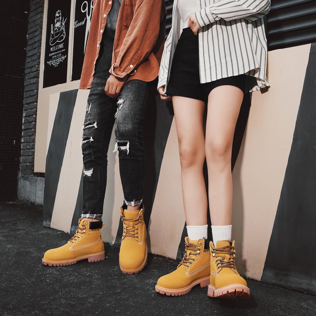 Boots Men's New American Tooling Leather Shoes Men's Casual Leather Middle Help Couple Martin Boots Big Yellow Boots