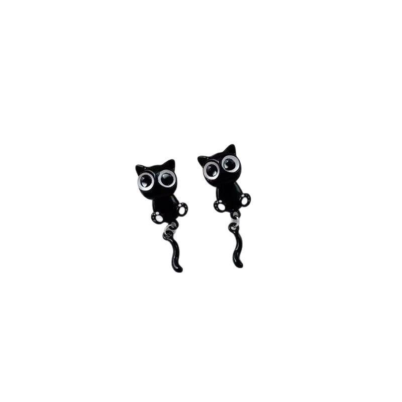 Cool Cute Black Kitten Cartoon Stud Earrings: Creative Niche Jewelry with Sweet, Fashionable Design