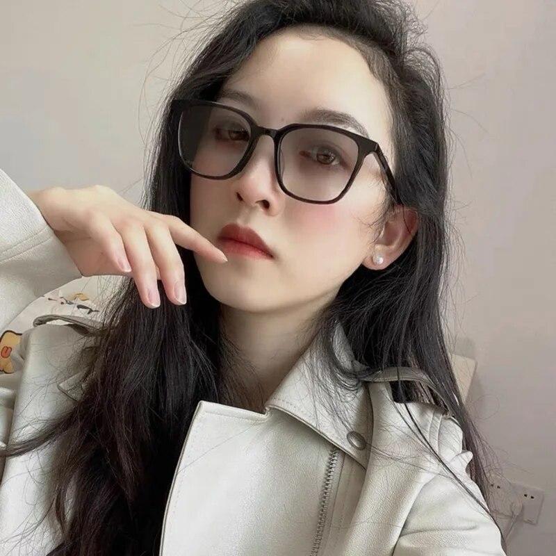 Mode Retro Einfache Quadratische Sonnenbrille Sommer UV400 Shades Sonnenbrille Frauen Männer Tawny Objektiv Vintage Luxus Design Brillen