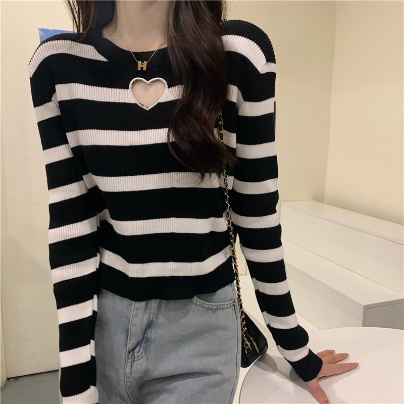 Striped Knitted Sweater Women's Thin Sweater Autumn 2025 New Crew Neck