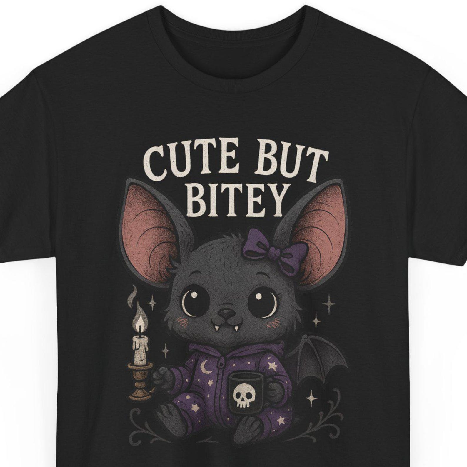 awaii Cute But Bitey Bat Tee, Cute Goth Halloween Graphic Shirt, Spooky Kawaii Bat Design, Adorable Gothic Aesthetic T-Shirt 4XL