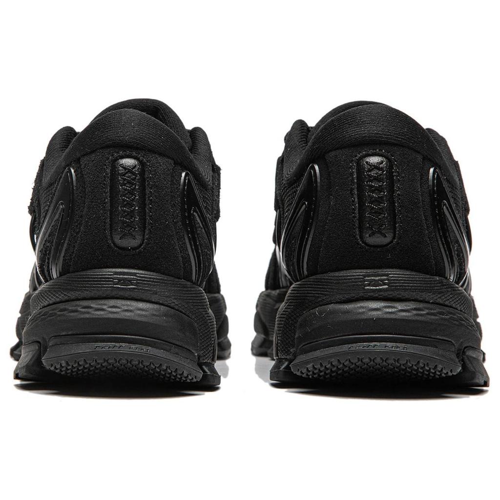 Li Ning Abrasion Resistant Breathable Low top Running Shoes Women's Black AZGU078-3