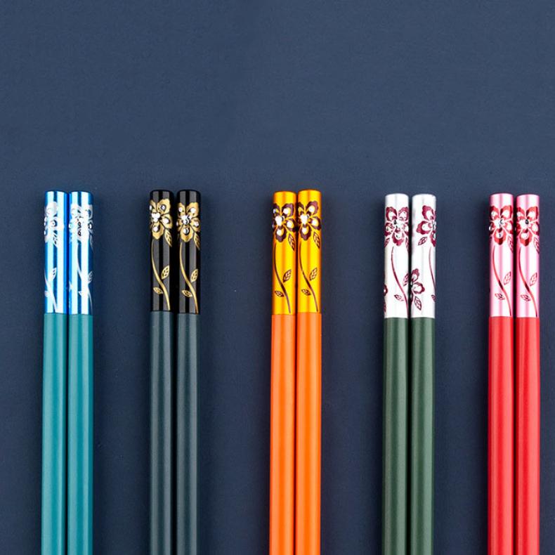 5Pairs/Set High Quality Japanese Non-Slip Chopsticks Korean Home Hotel Restaurant Portable Healthy Food Stick For Sushi Chopstic