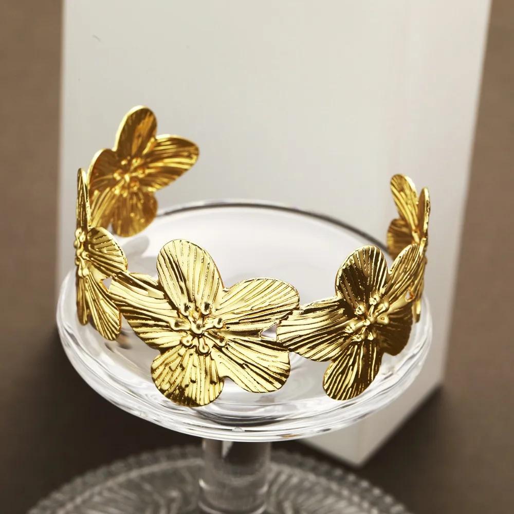 Hochwertige Blumen Verstellbare Öffnungsarmbänder Für Frauen Geometrische Goldfarbe Breite Manschetten Armreifen Mode Hochzeitsparty Schmuck