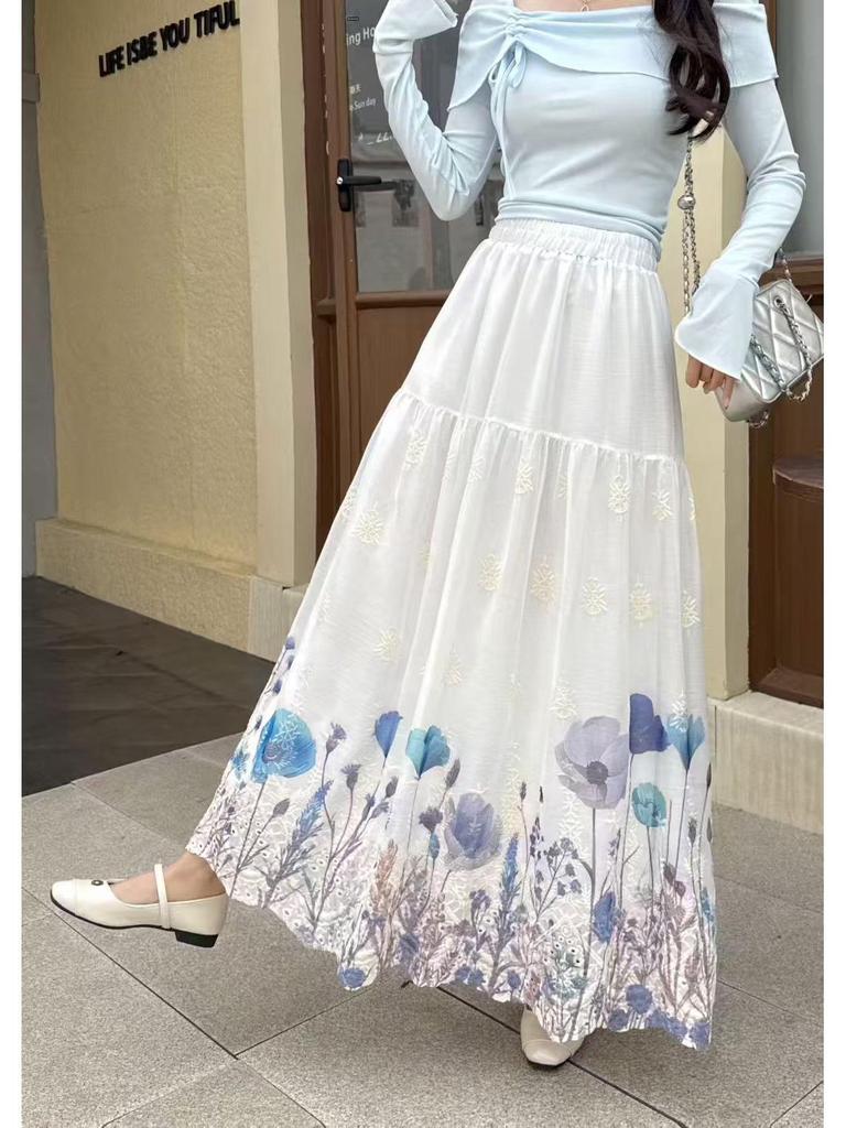 Women's Winter Embroidered High-Waist A-line Skirt with Hollow Print