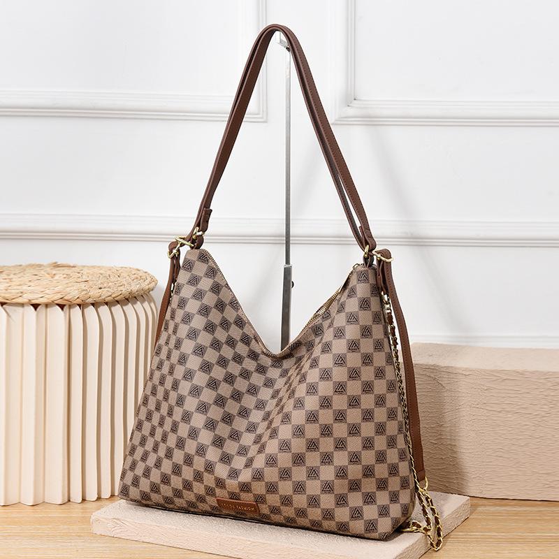 Textured underarm handbag women s bag autumn new fashion versatile printed retro messenger bag shoulder bag